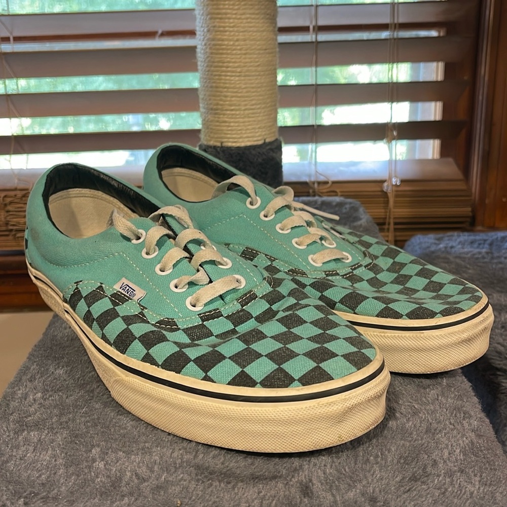 Vans Black & Teal checkered, size 12